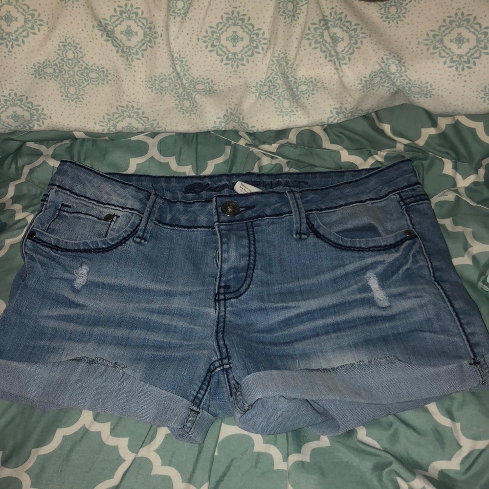 Cuffed shorts
